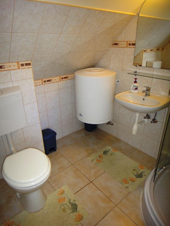 Ginkgo Apartman Demjen Phòng bức ảnh